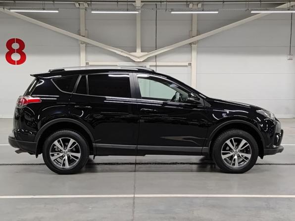Toyota RAV4 IV (XA40) Рестайлинг с пробегом 2018 года, цена 2 800 000 рублей, 135283 км, внедорожник, Автокод Объявления