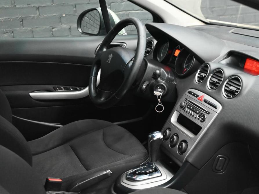 Peugeot 408 I Екатеринбург  - изображение 11