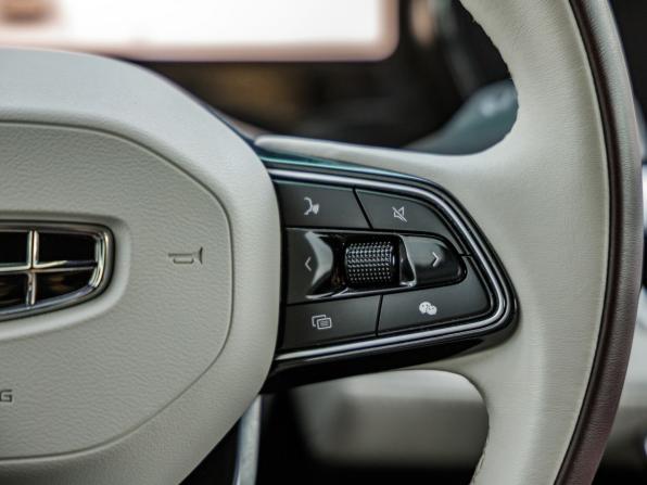 Geely Monjaro I с пробегом 2023 года, цена 2 698 000 рублей, 94579 км, внедорожник, Автокод Объявления