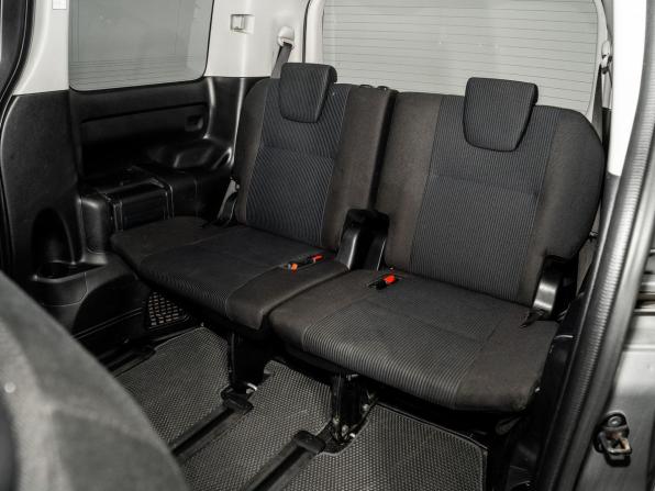 Toyota Voxy III (R80) Рестайлинг с пробегом 2017 года, цена 1 825 000 рублей, 133792 км, минивэн, Автокод Объявления