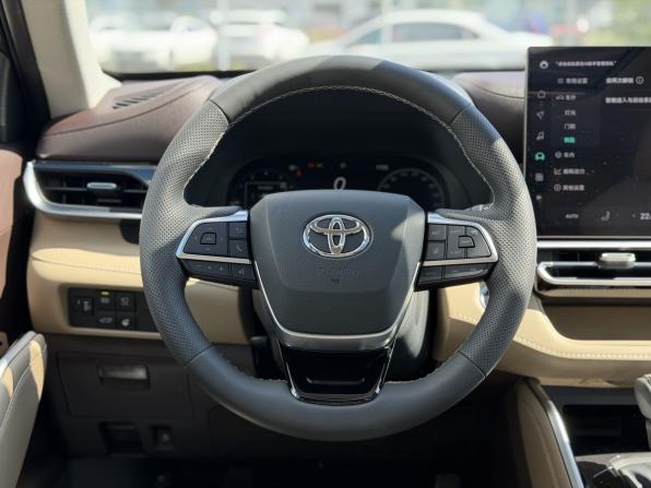 Toyota Highlander IV (XU70) с пробегом 2026 года, цена 5 550 000 рублей, 25 км, внедорожник, Автокод Объявления
