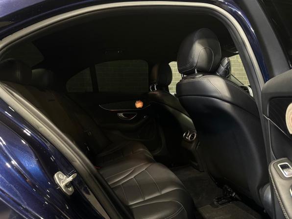 Mercedes-Benz C-Класс IV (W205) Рестайлинг с пробегом 2018 года, цена 2 920 000 рублей, 135025 км, седан, Автокод Объявления