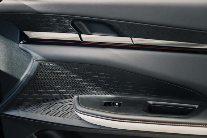 Changan UNI-V I с пробегом 2024 года, цена 2 319 000 рублей, 14000 км, лифтбек, Автокод Объявления