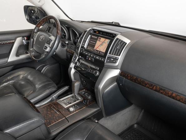 Toyota Land Cruiser 200 Series Рестайлинг 1 с пробегом 2012 года, цена 2 980 000 рублей, 268123 км, внедорожник, Автокод Объявления