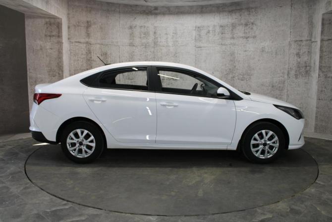 Hyundai Solaris II Рестайлинг с пробегом 2021 года, цена 1 745 000 рублей, 46324 км, седан, Автокод Объявления