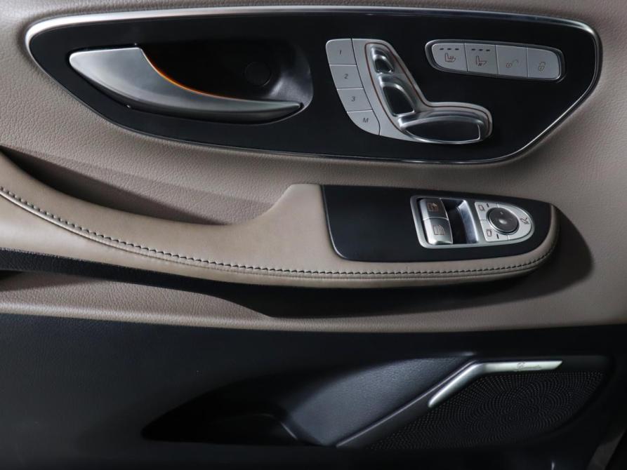 Mercedes-Benz V-Класс III (W447) Рестайлинг Москва  - изображение 20