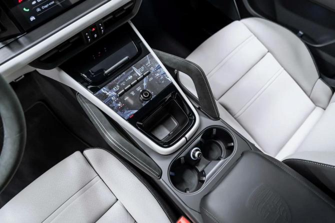 Новый Porsche Cayenne III Рестайлинг 2026 года, цена 22 900 000 рублей, внедорожник, Автокод Объявления