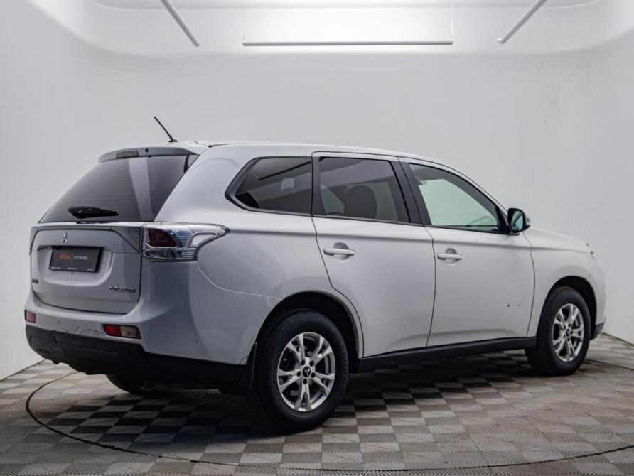 Mitsubishi Outlander III Москва  - изображение 5