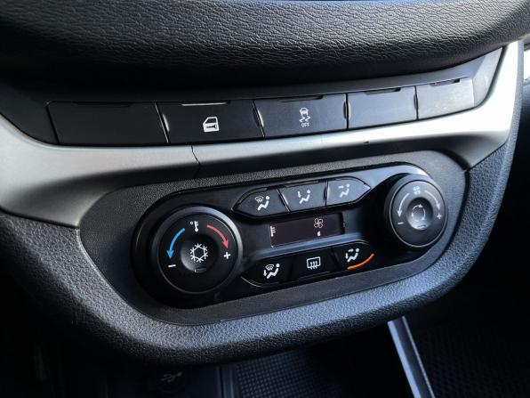 Lada (ВАЗ) Vesta I с пробегом 2022 года, цена 1 248 000 рублей, 82000 км, универсал, Автокод Объявления