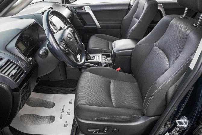 Toyota Land Cruiser Prado 150 Series Рестайлинг 2 с пробегом 2018 года, цена 4 799 000 рублей, 117000 км, внедорожник, Автокод Объявления