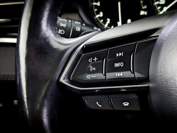 Mazda 6 III (GJ) Рестайлинг 2 с пробегом 2019 года, цена 2 030 000 рублей, 171083 км, седан, Автокод Объявления