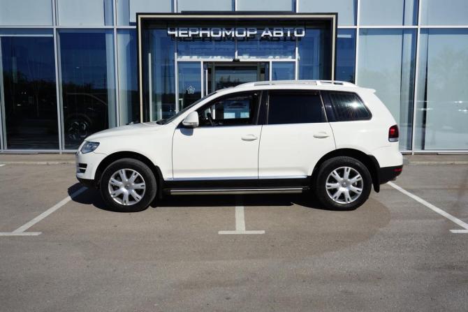 Volkswagen Touareg I Рестайлинг с пробегом 2009 года, цена 1 650 000 рублей, 187000 км, внедорожник, Автокод Объявления