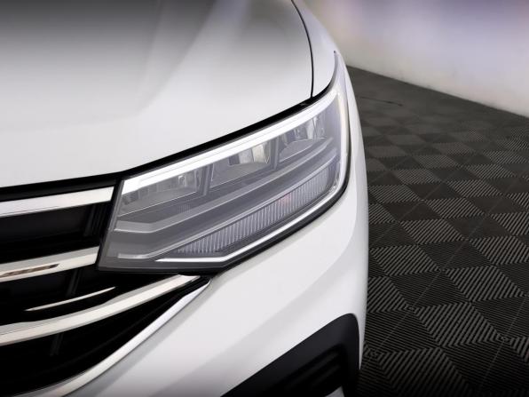 Volkswagen Tiguan II Рестайлинг с пробегом 2021 года, цена 3 110 000 рублей, 55235 км, внедорожник, Автокод Объявления