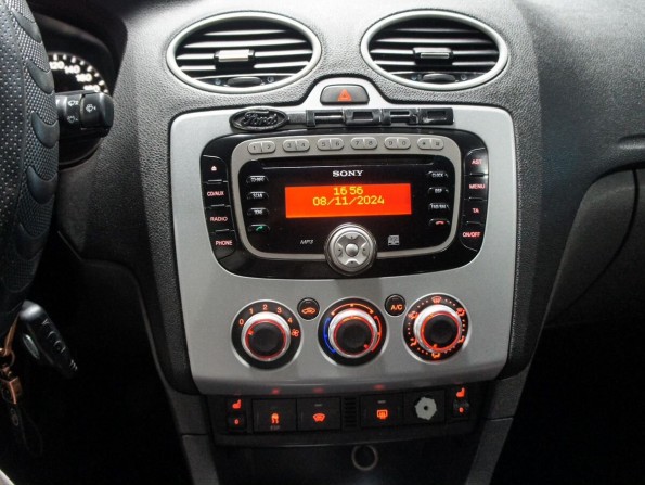 Ford Focus II с пробегом 2007 года, цена 469 000 рублей, 220000 км, седан, Автокод Объявления