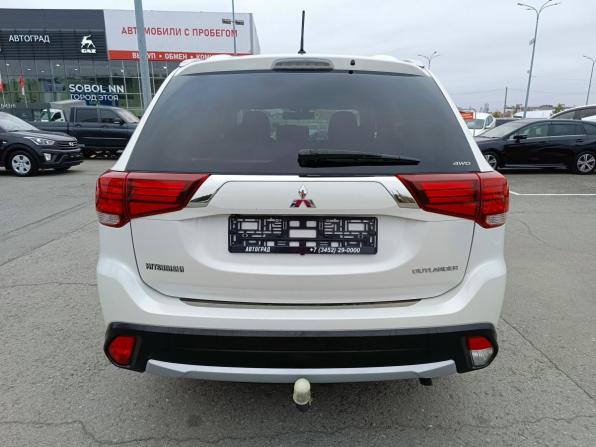 Mitsubishi Outlander III Рестайлинг 2 с пробегом 2016 года, цена 1 849 995 рублей, 168730 км, внедорожник, Автокод Объявления