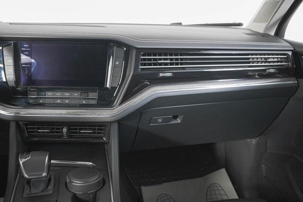 Volkswagen Touareg III Кемерово  - изображение 15
