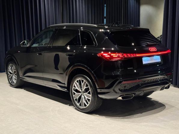 Audi Q5 III с пробегом 2025 года, цена 6 990 000 рублей, 10 км, внедорожник, Автокод Объявления