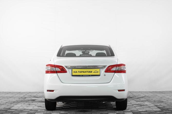Nissan Sentra VII (B17) с пробегом 2015 года, цена 1 029 000 рублей, 110000 км, седан, Автокод Объявления