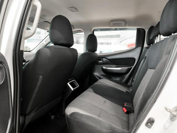 Mitsubishi L200 V Рестайлинг с пробегом 2019 года, цена 2 650 000 рублей, 79536 км, пикап, Автокод Объявления