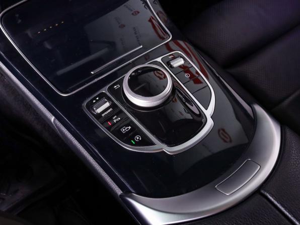 Mercedes-Benz C-Класс IV (W205) Рестайлинг с пробегом 2019 года, цена 2 499 000 рублей, 135855 км, седан, Автокод Объявления