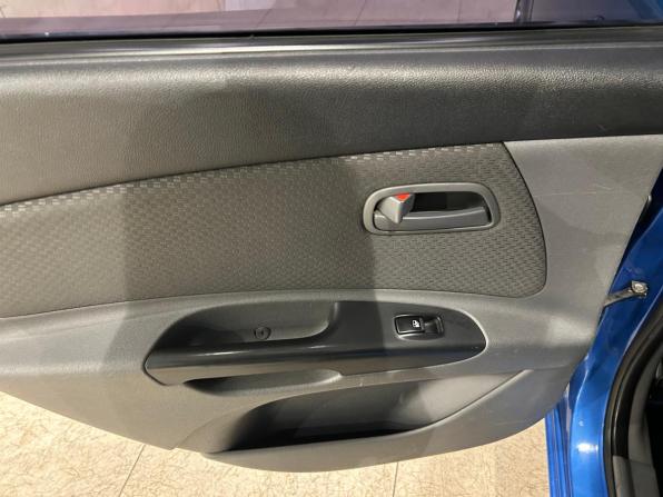Kia Rio II Рестайлинг с пробегом 2010 года, цена 349 000 рублей, 222088 км, седан, Автокод Объявления