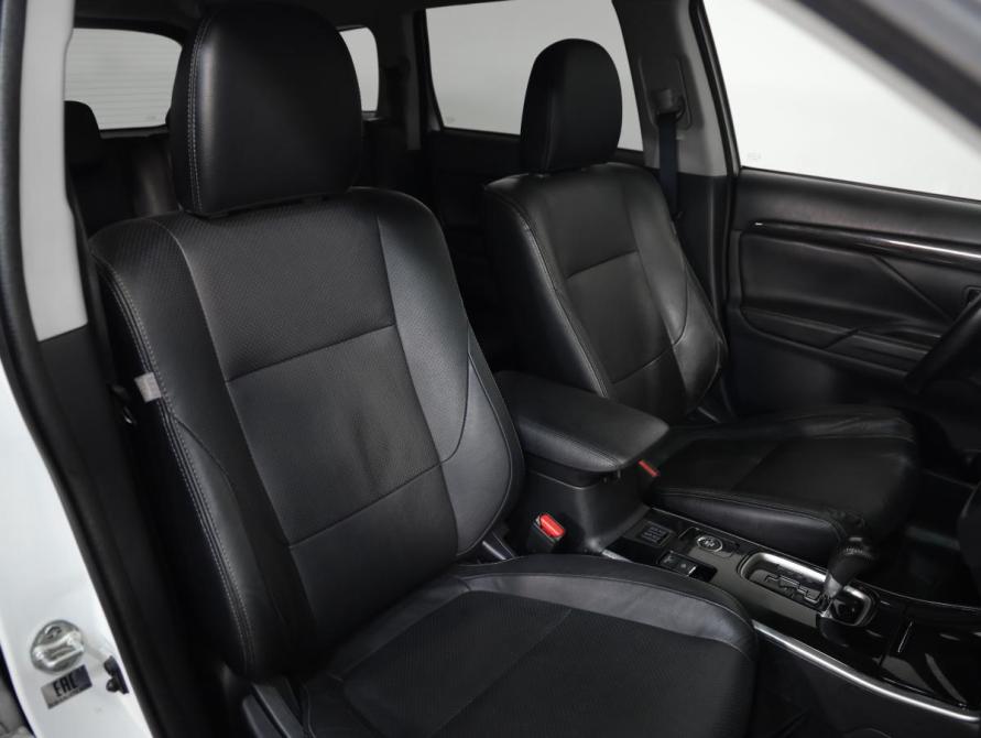 Mitsubishi Outlander III Рестайлинг 2 Санкт-Петербург  - изображение 20