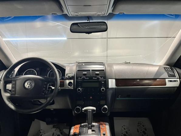 Volkswagen Touareg I с пробегом 2006 года, цена 748 000 рублей, 254200 км, внедорожник, Автокод Объявления