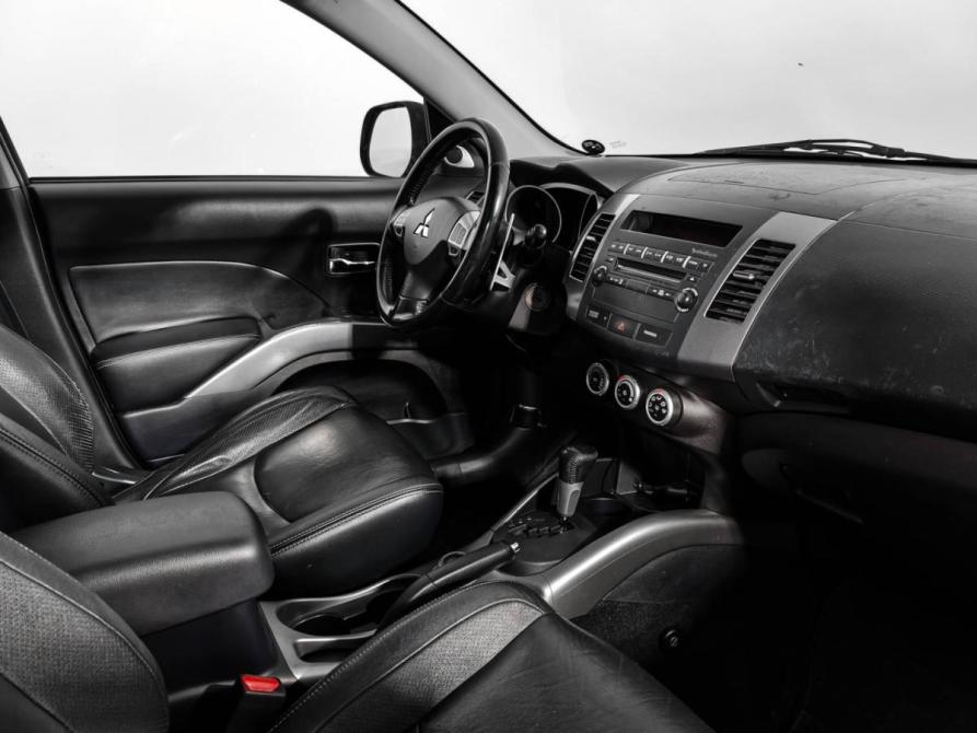 Mitsubishi Outlander II Санкт-Петербург  - изображение 16
