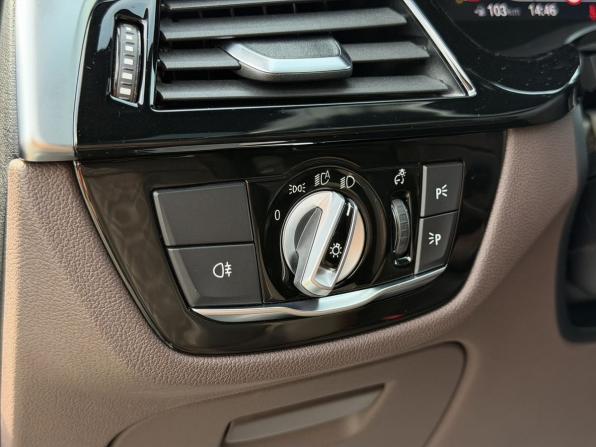 BMW 5 серии VII (G30/G31/G38) Рестайлинг с пробегом 2021 года, цена 8 300 000 рублей, 28049 км, седан, Автокод Объявления