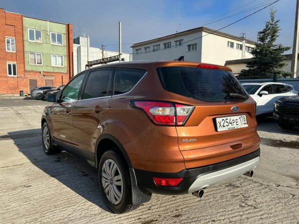 Ford Kuga II Рестайлинг с пробегом 2017 года, цена 1 079 000 рублей, 297378 км, внедорожник, Автокод Объявления