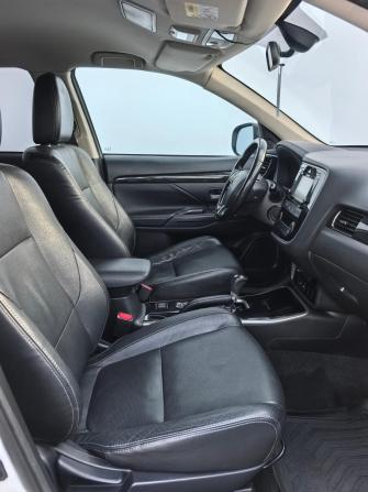 Mitsubishi Outlander III Рестайлинг 2 с пробегом 2017 года, цена 1 650 000 рублей, 170650 км, внедорожник, Автокод Объявления