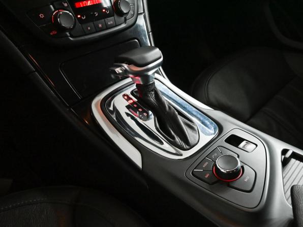 Opel Insignia I с пробегом 2012 года, цена 870 000 рублей, 200552 км, седан, Автокод Объявления