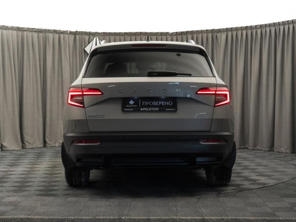 Skoda Karoq I с пробегом 2022 года, цена 2 590 000 рублей, 45919 км, внедорожник, Автокод Объявления