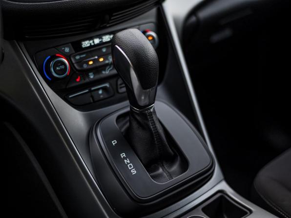 Ford Kuga II Рестайлинг с пробегом 2018 года, цена 1 399 000 рублей, 98826 км, внедорожник, Автокод Объявления