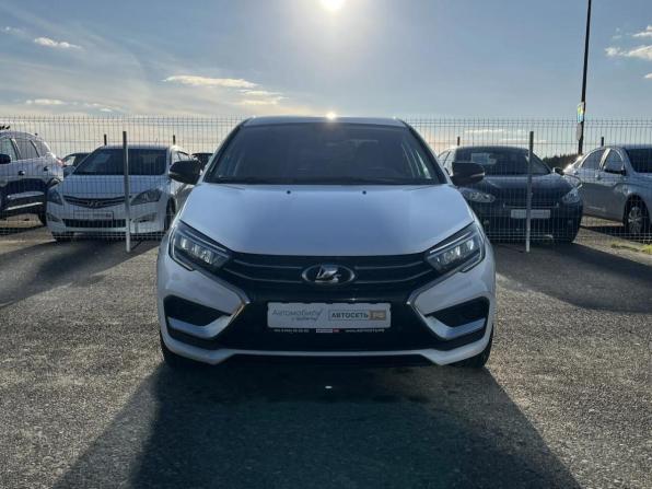Lada (ВАЗ) Vesta I Рестайлинг (NG) с пробегом 2024 года, цена 1 350 330 рублей, 40188 км, седан, Автокод Объявления