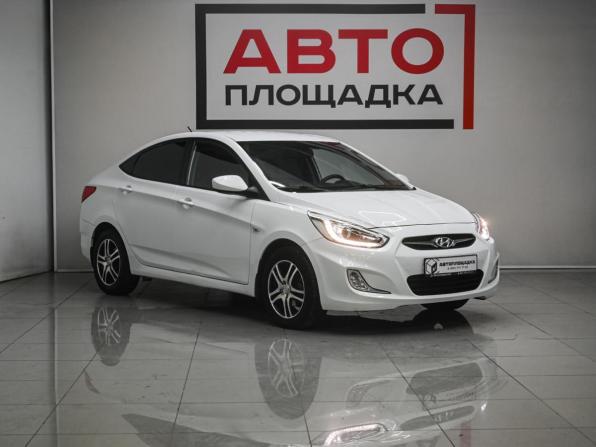 Hyundai Solaris I с пробегом 2013 года, цена 899 000 рублей, 180000 км, хэтчбек, Автокод Объявления