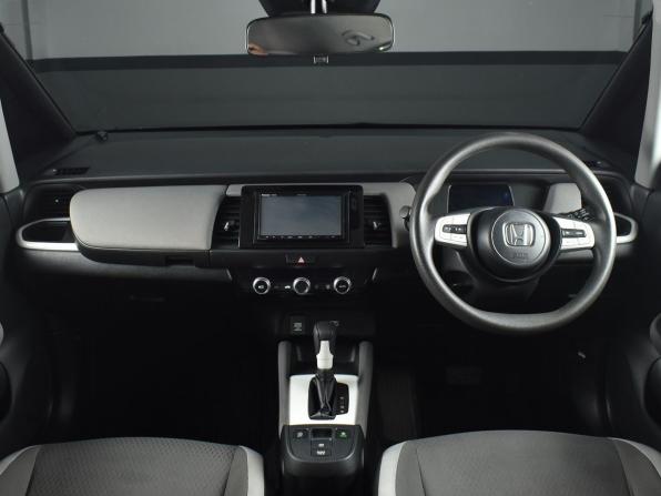 Honda Fit IV с пробегом 2022 года, цена 1 229 995 рублей, 128556 км, хэтчбек, Автокод Объявления