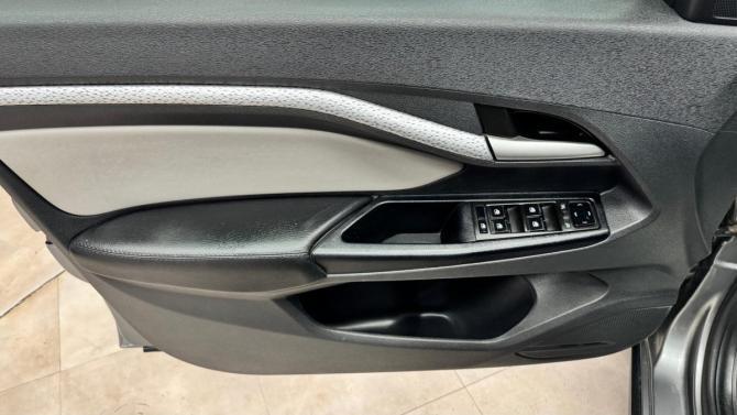Lada (ВАЗ) Vesta I с пробегом 2018 года, цена 1 069 000 рублей, 101536 км, универсал, Автокод Объявления