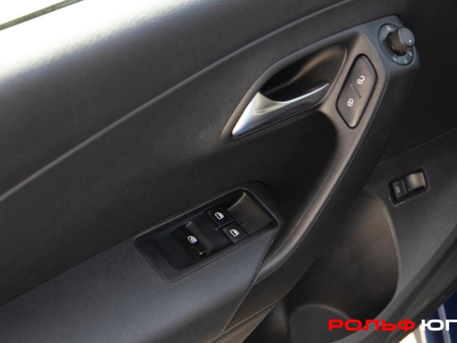 Volkswagen Polo V Рестайлинг Москва  - изображение 12