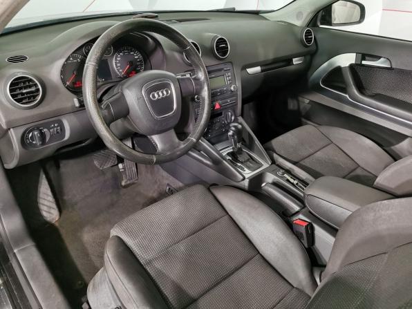 Audi A3 II (8P) Рестайлинг 1 с пробегом 2008 года, цена 425 550 рублей, 220594 км, хэтчбек, Автокод Объявления