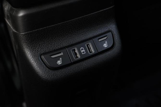 Lada (ВАЗ) Vesta I Рестайлинг (NG) с пробегом 2025 года, цена 1 900 000 рублей, 28714 км, универсал, Автокод Объявления