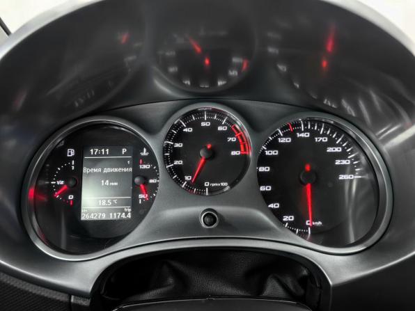 SEAT Leon II Рестайлинг с пробегом 2012 года, цена 1 120 000 рублей, 260000 км, хэтчбек, Автокод Объявления
