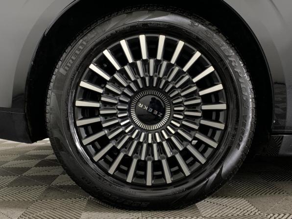 Zeekr 009 I с пробегом 2023 года, цена 7 290 000 рублей, 113198 км, минивэн, Автокод Объявления