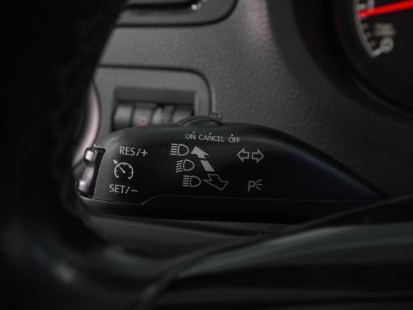 Volkswagen Polo V Рестайлинг с пробегом 2019 года, цена 1 325 000 рублей, 80123 км, седан, Автокод Объявления