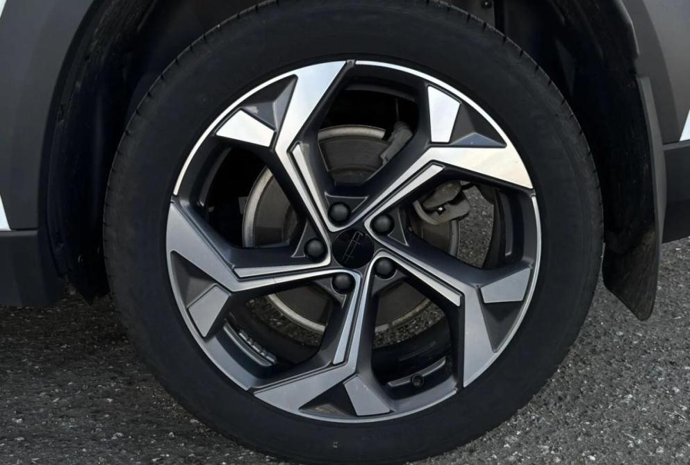 Geely Atlas II Киров  - изображение 27