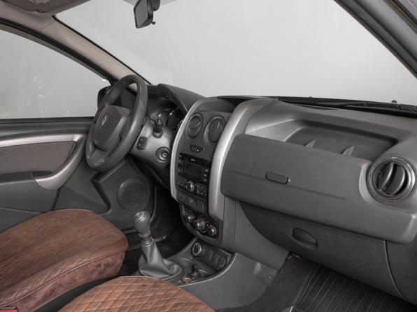 Renault Duster I Рестайлинг с пробегом 2018 года, цена 1 370 000 рублей, 110475 км, внедорожник, Автокод Объявления