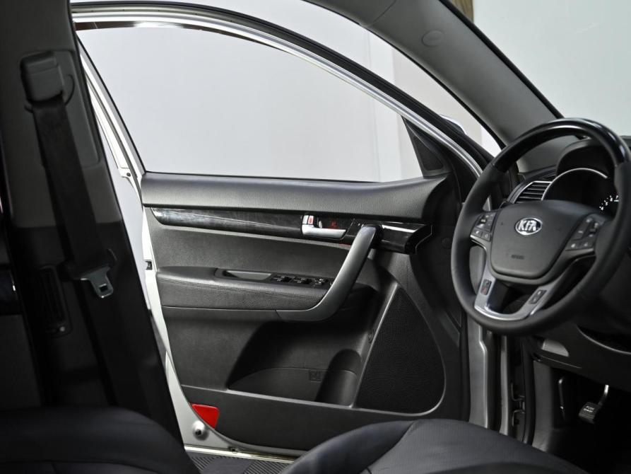 Kia Sorento II Рестайлинг Москва  - изображение 12