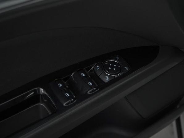 Ford Mondeo V с пробегом 2015 года, цена 1 550 000 рублей, 143143 км, седан, Автокод Объявления