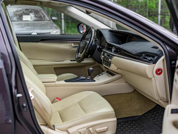 Lexus ES VI с пробегом 2013 года, цена 1 530 000 рублей, 337832 км, седан, Автокод Объявления