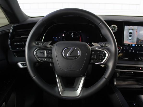 Lexus RX V с пробегом 2025 года, цена 7 800 000 рублей, 10838 км, внедорожник, Автокод Объявления